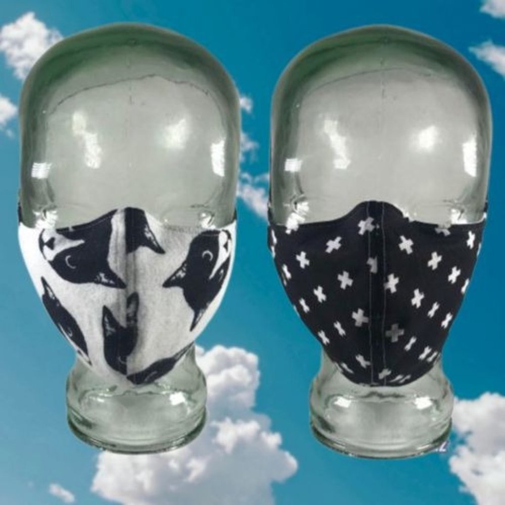 Cats & Crosses Reversible Face Masks Set o…